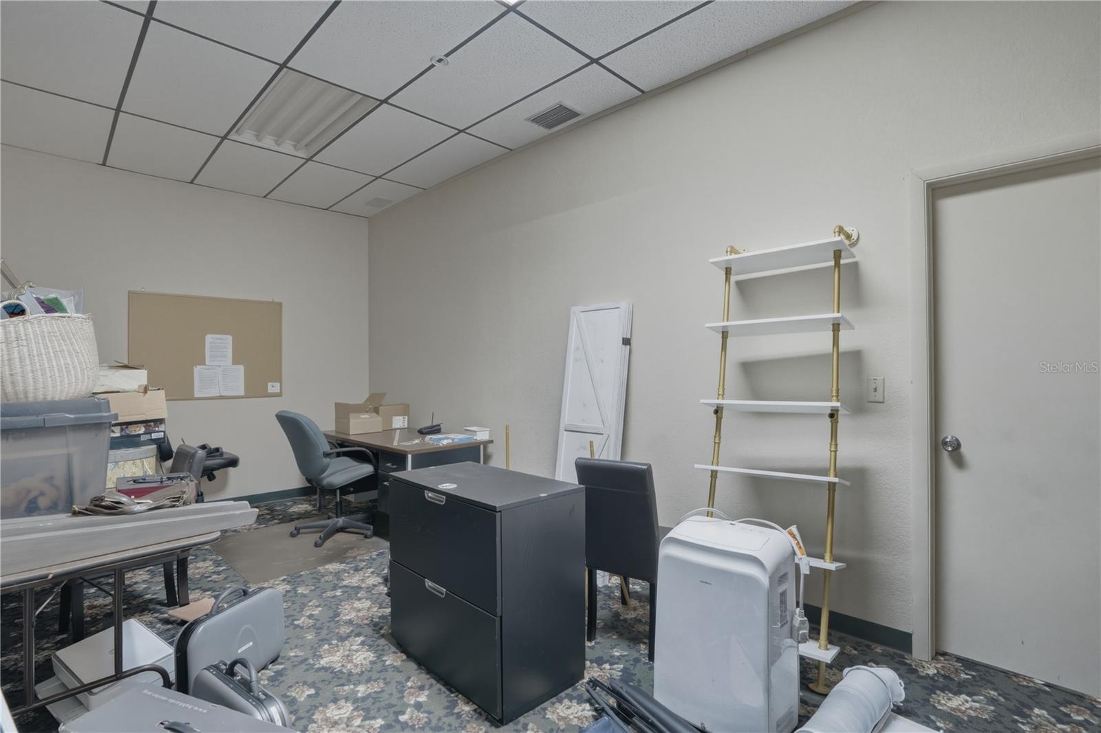 LESLEYS SUB - Commercial Sale