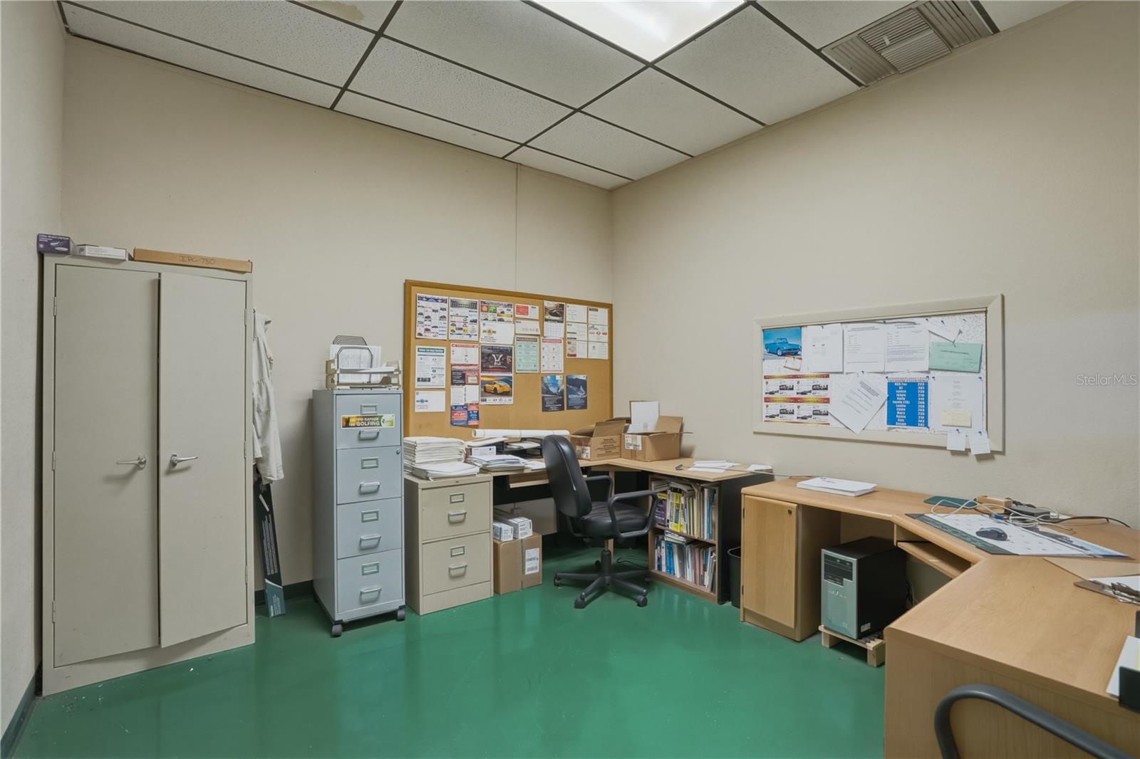LESLEYS SUB - Commercial Sale