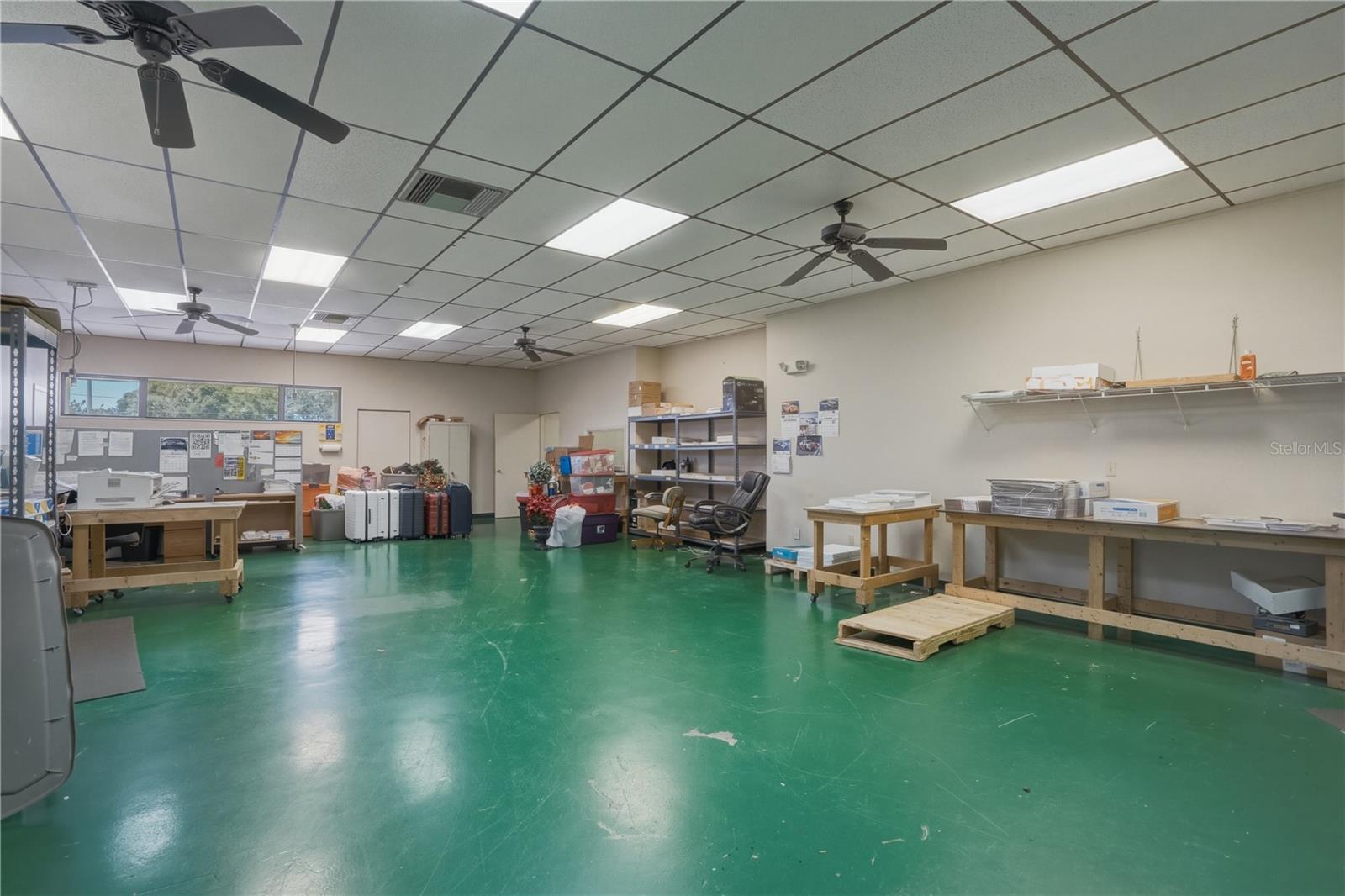 LESLEYS SUB - Commercial Sale