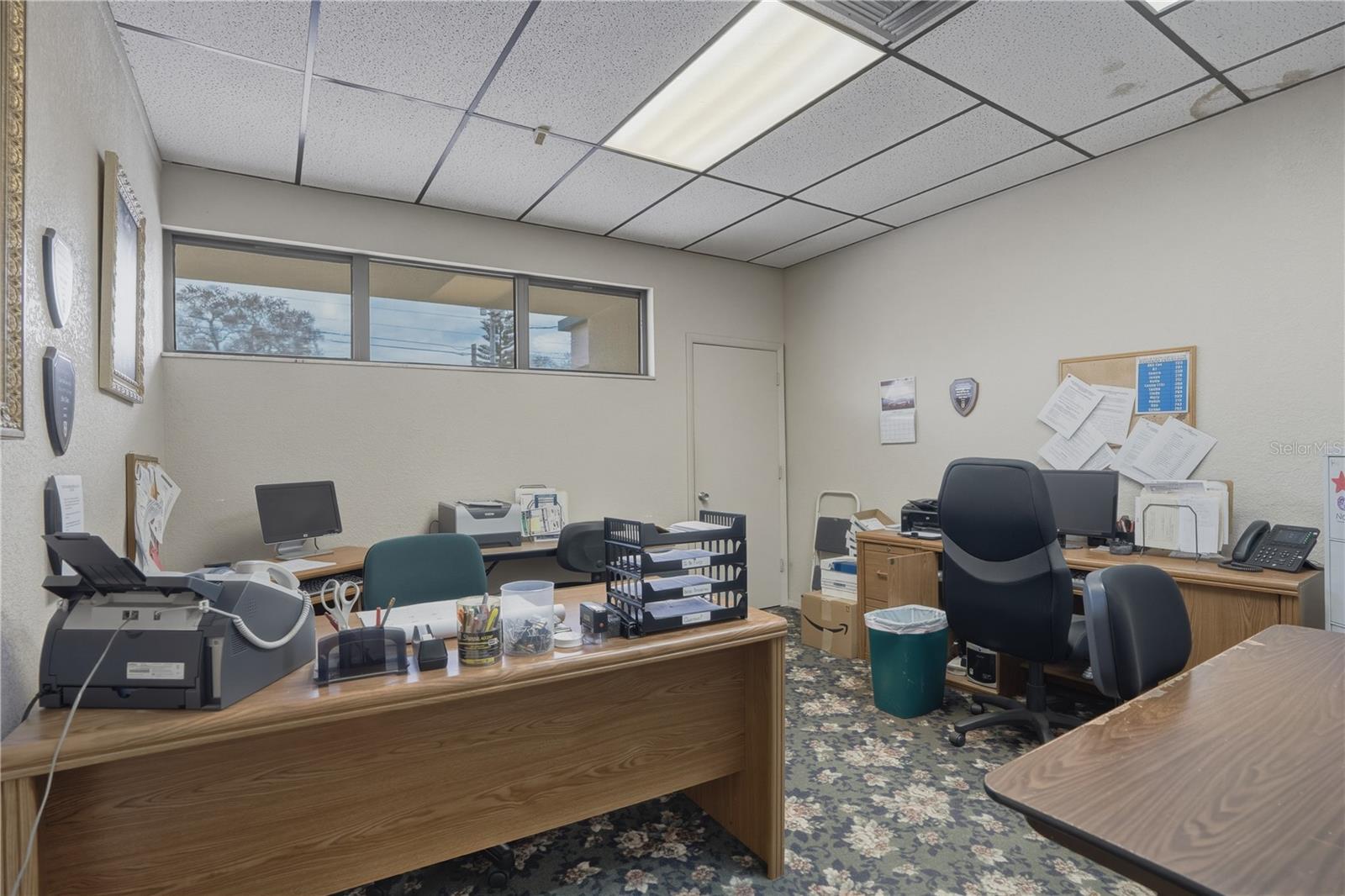 LESLEYS SUB - Commercial Sale
