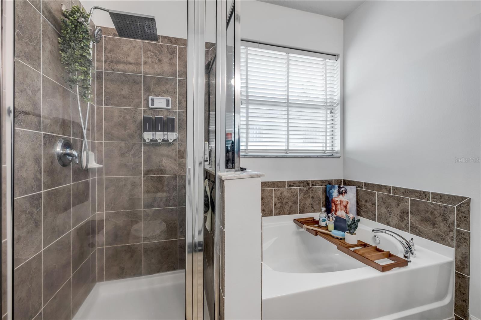 HUNTERS RIDGE SUB - Residential