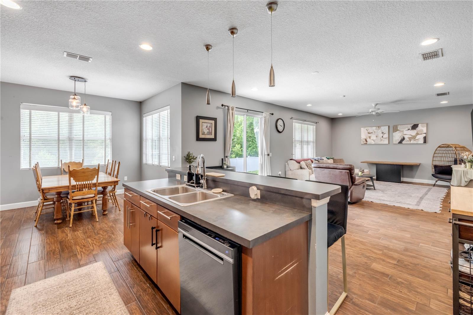 HUNTERS RIDGE SUB - Residential