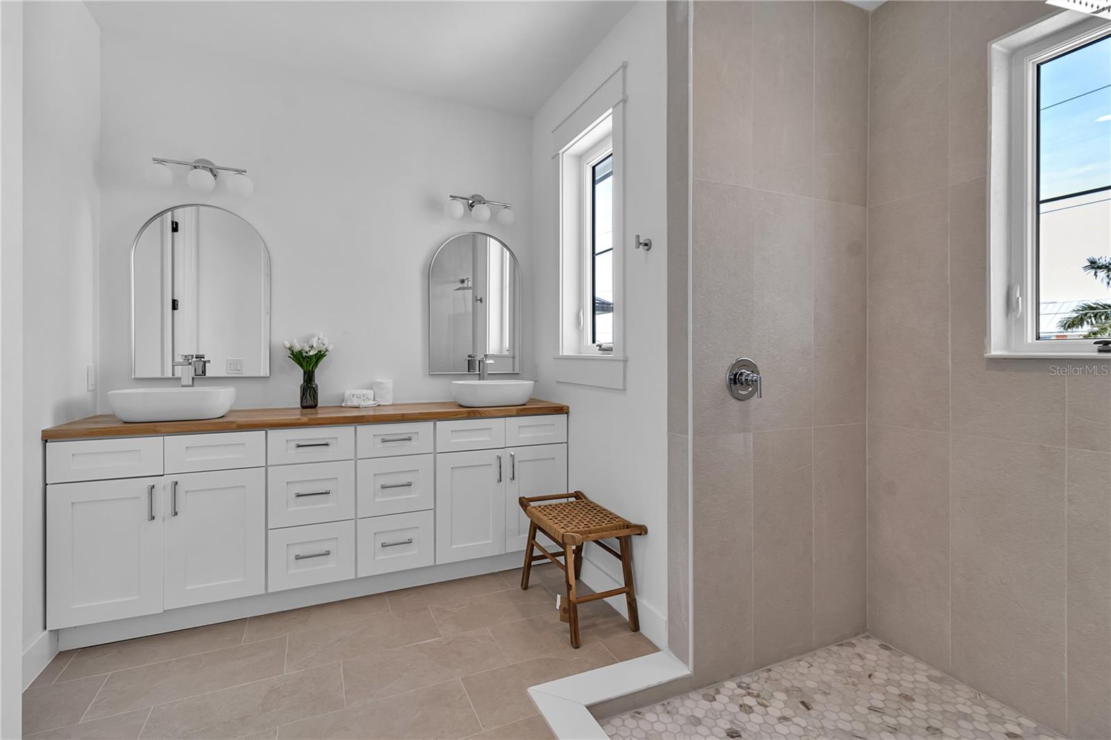 ILEXHURST - Residential