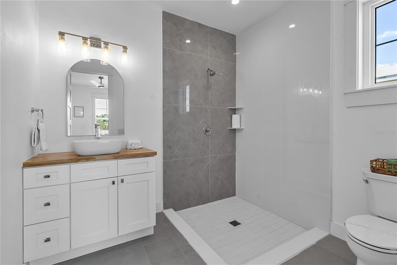 ILEXHURST - Residential
