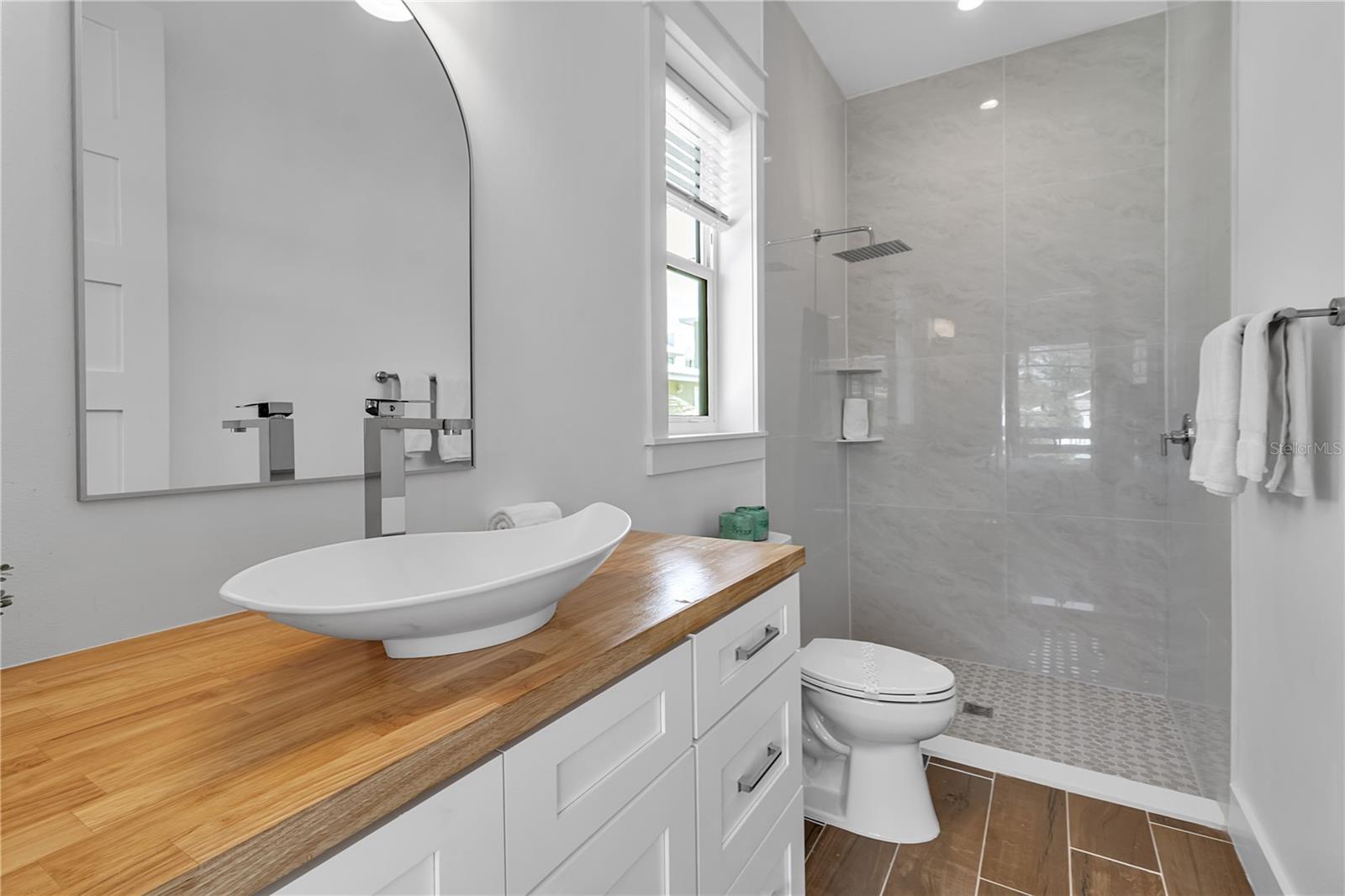 ILEXHURST - Residential