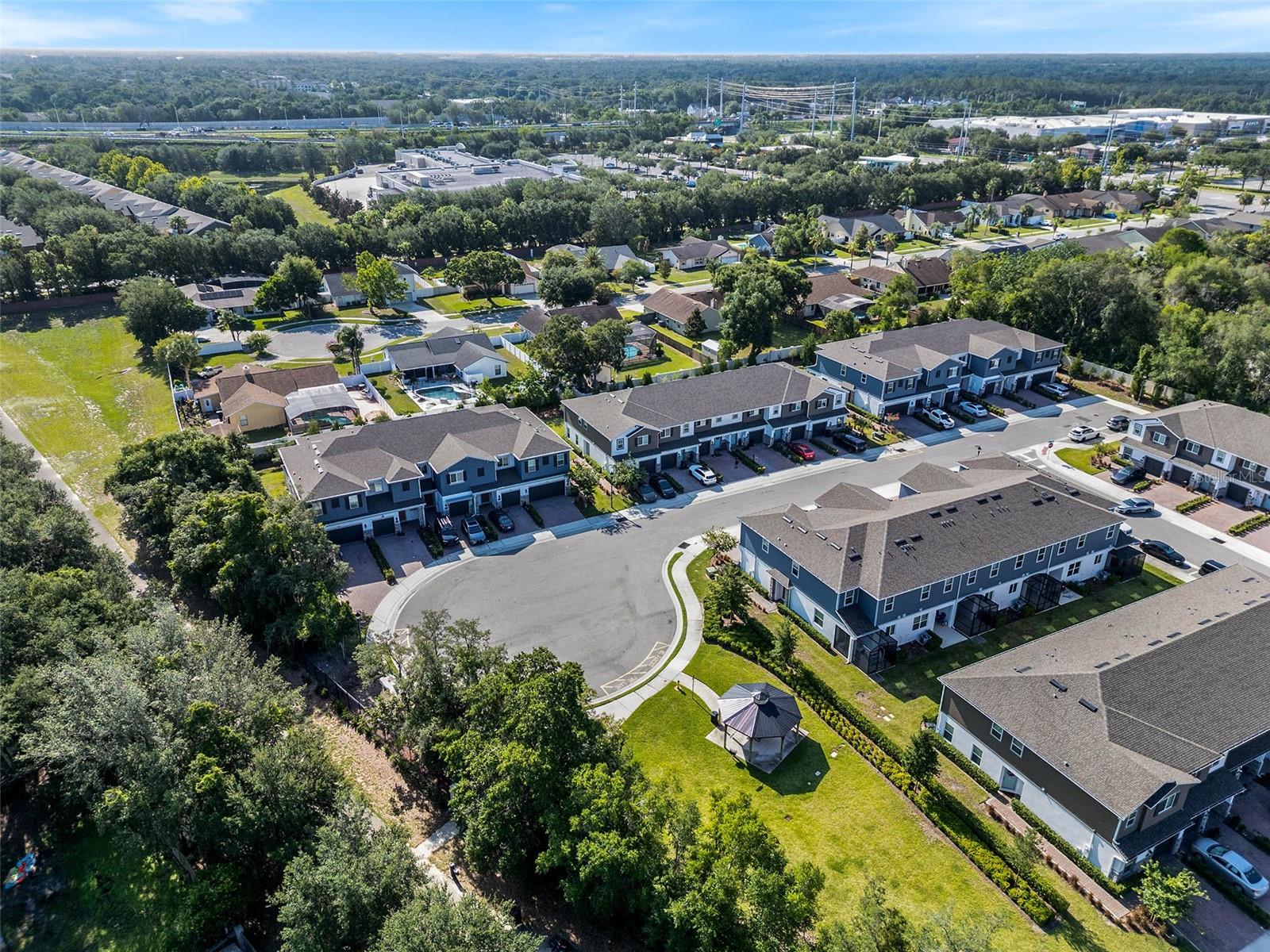 TOWNS AT TUSKAWILLA COMMONS - Residential