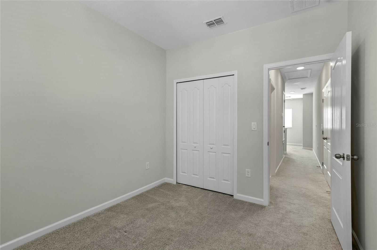 TOWNS AT TUSKAWILLA COMMONS - Residential