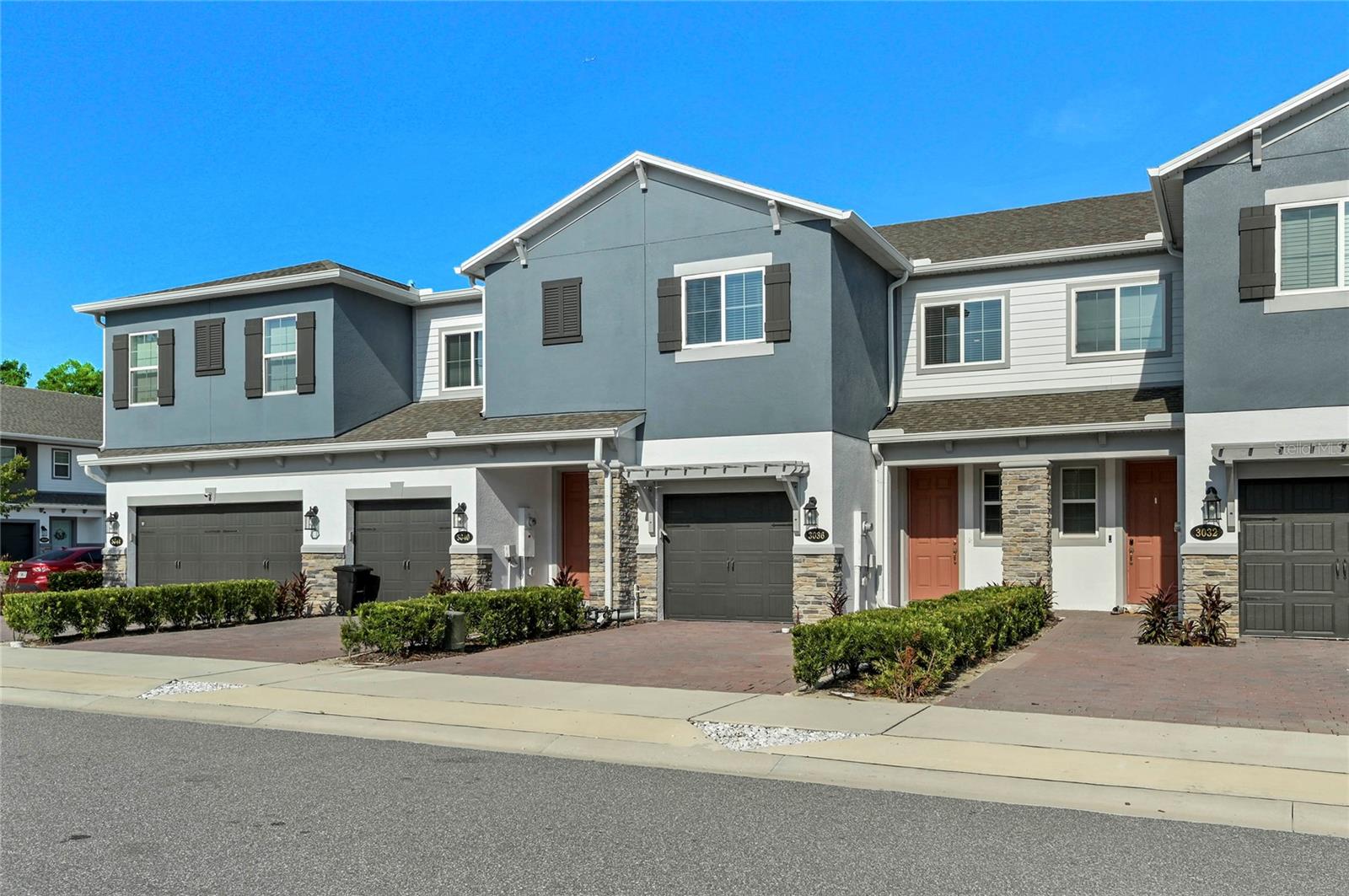 TOWNS AT TUSKAWILLA COMMONS - Residential