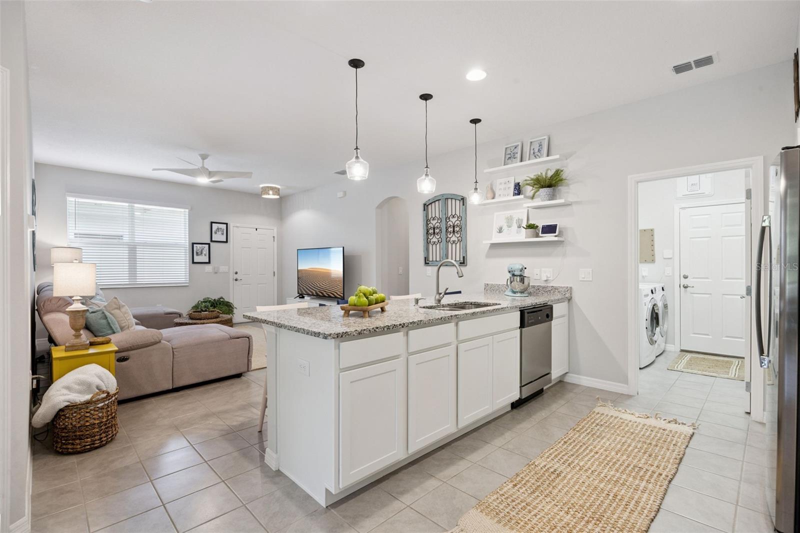 OAKTREE POINTE VILLAS - Residential