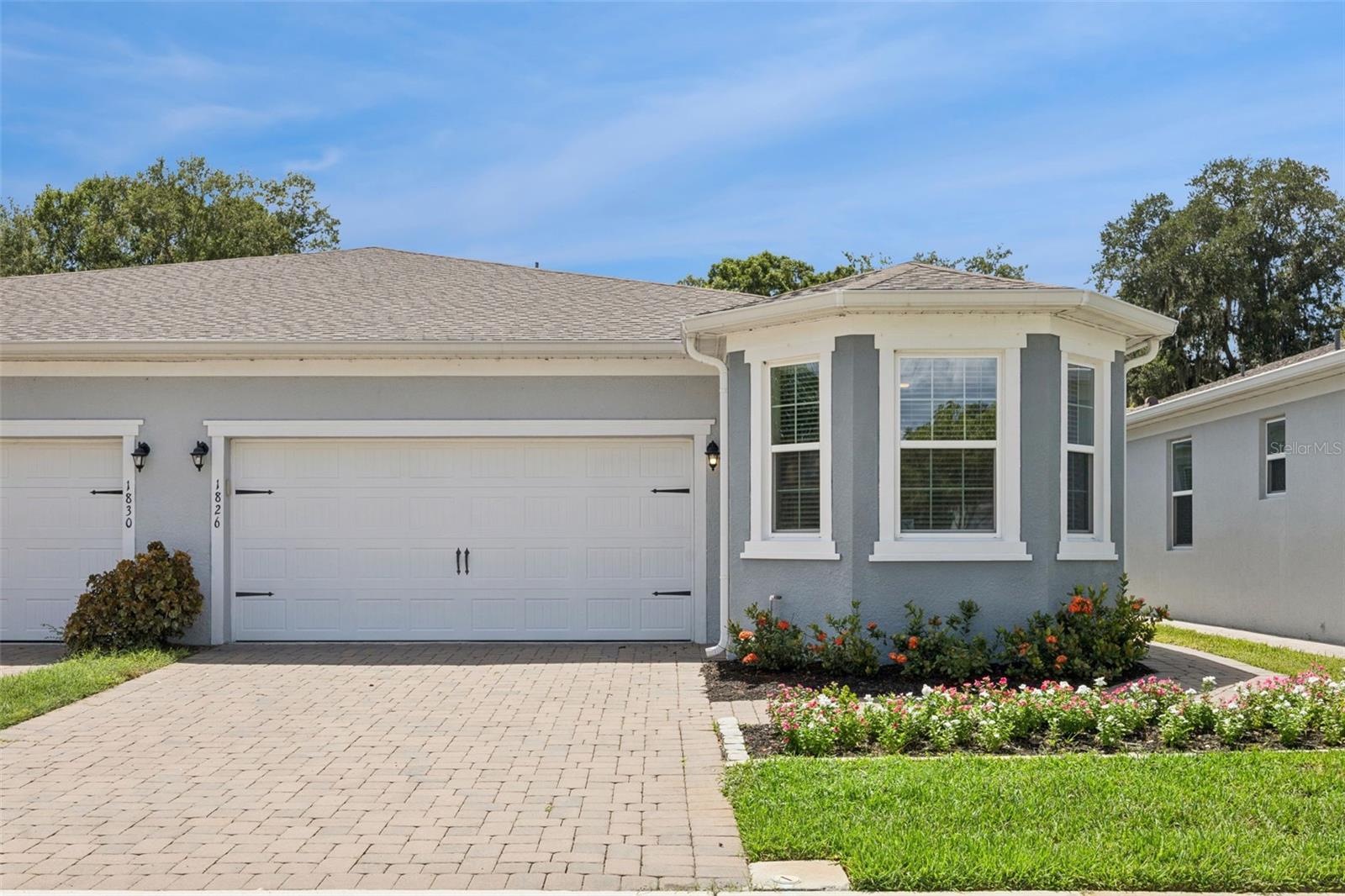OAKTREE POINTE VILLAS - Residential