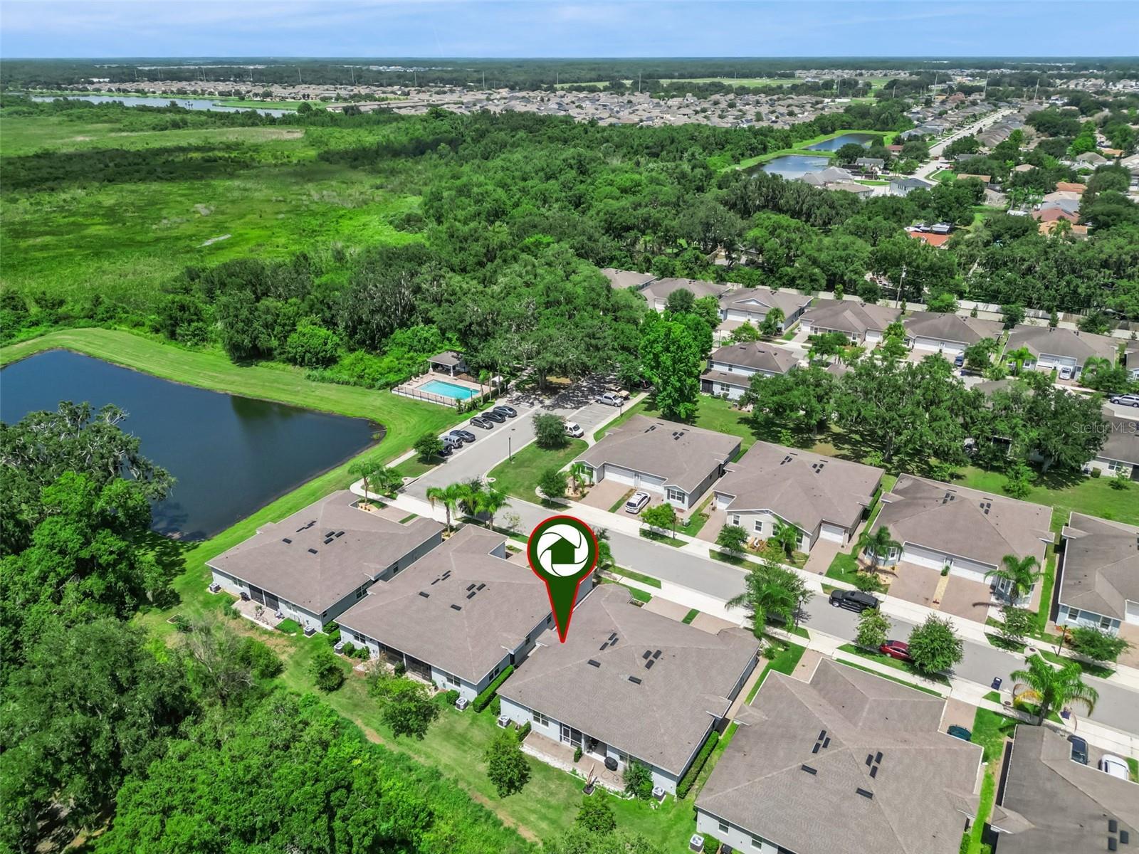 OAKTREE POINTE VILLAS - Residential