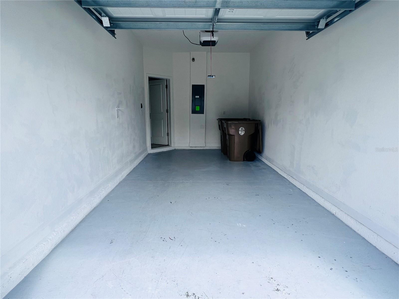 STOREY LAKE - Residential Lease