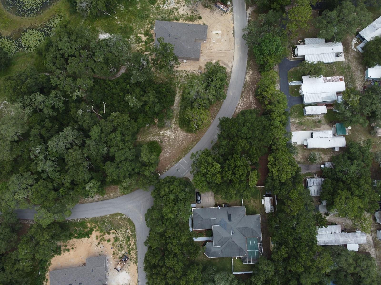 WESTLAKE - Land