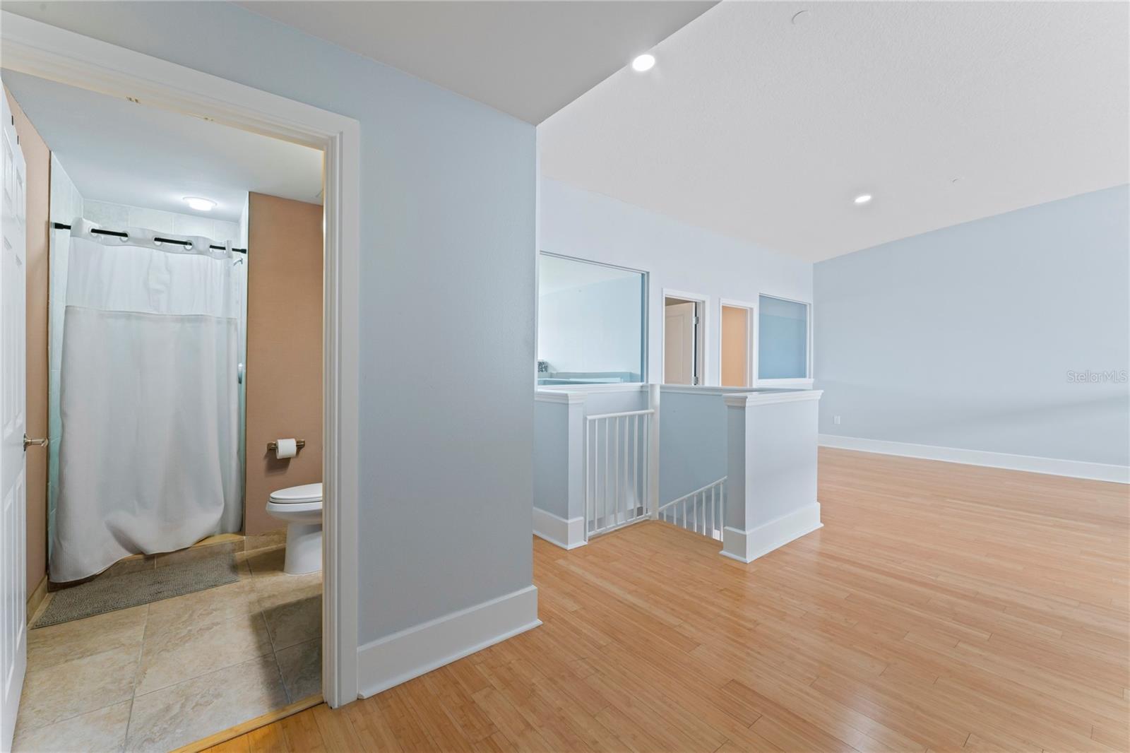 RESIDENCES OF FRANKLIN STREET - Residential