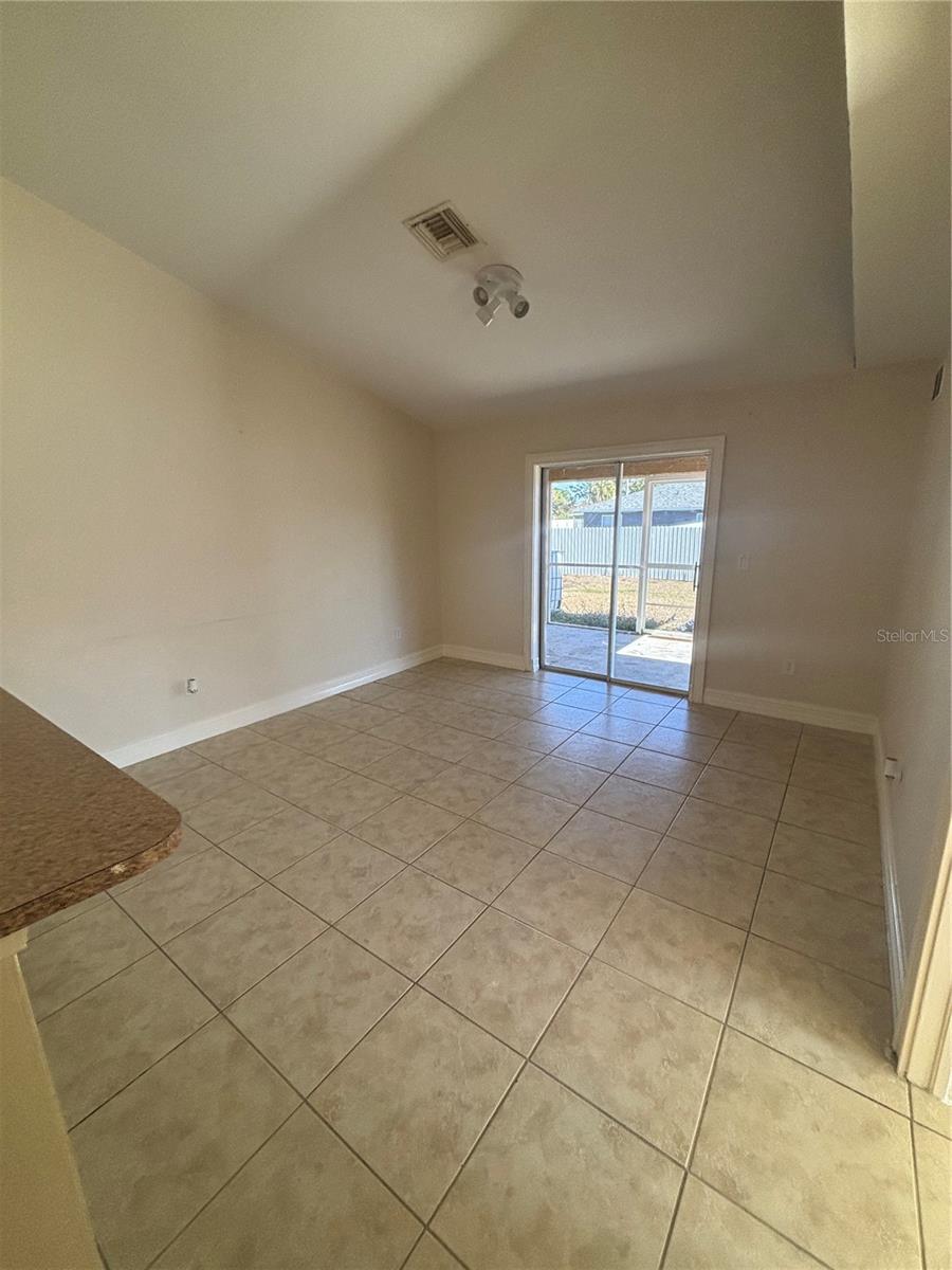 LEHIGH ESTATE - Residential Income