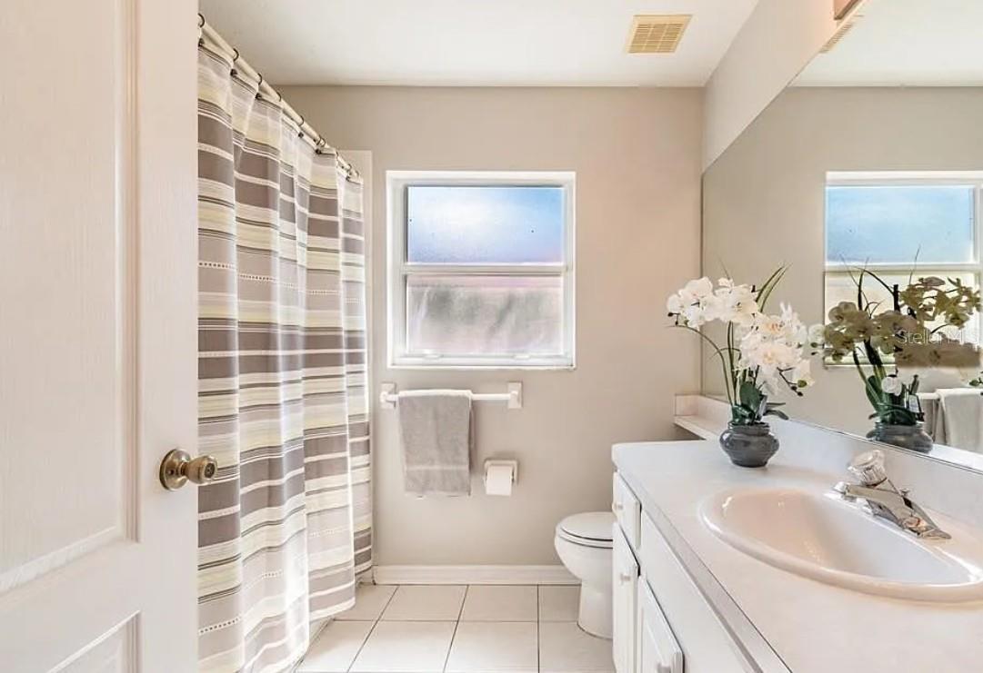 LANDINGS AT BELL LAKE PH 01 - Residential