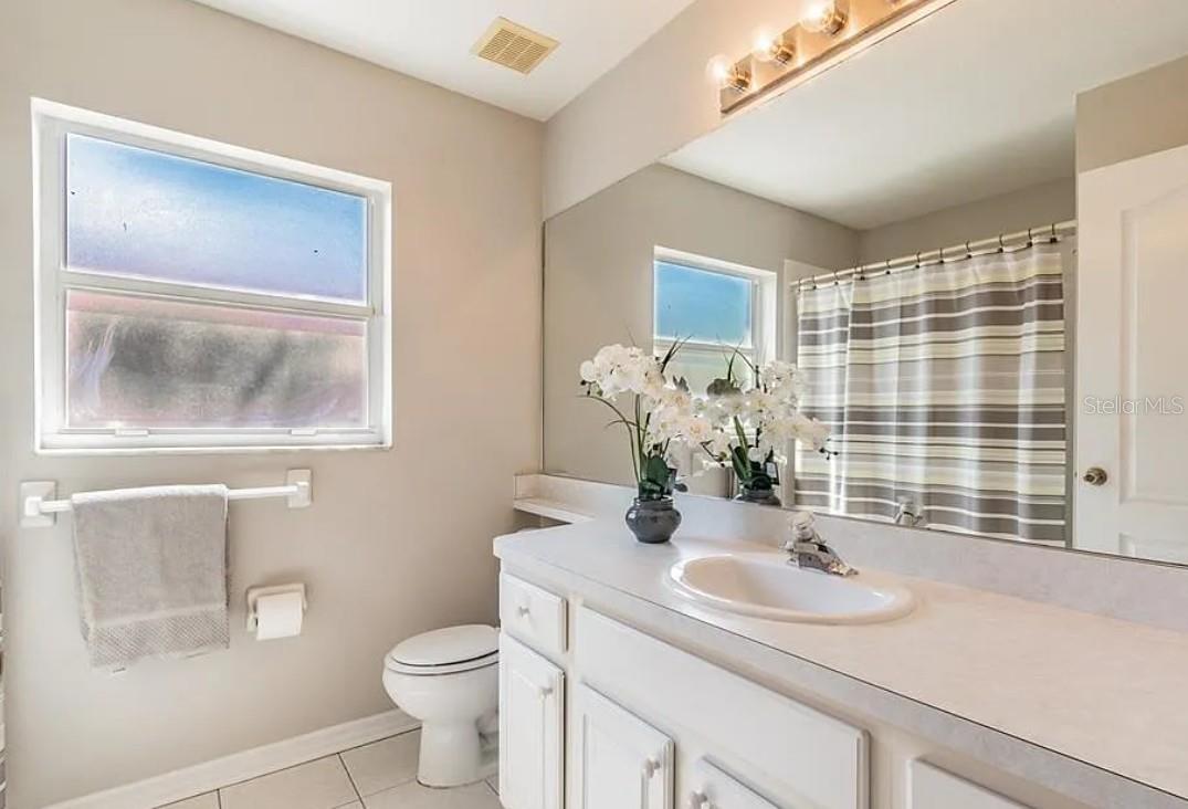 LANDINGS AT BELL LAKE PH 01 - Residential