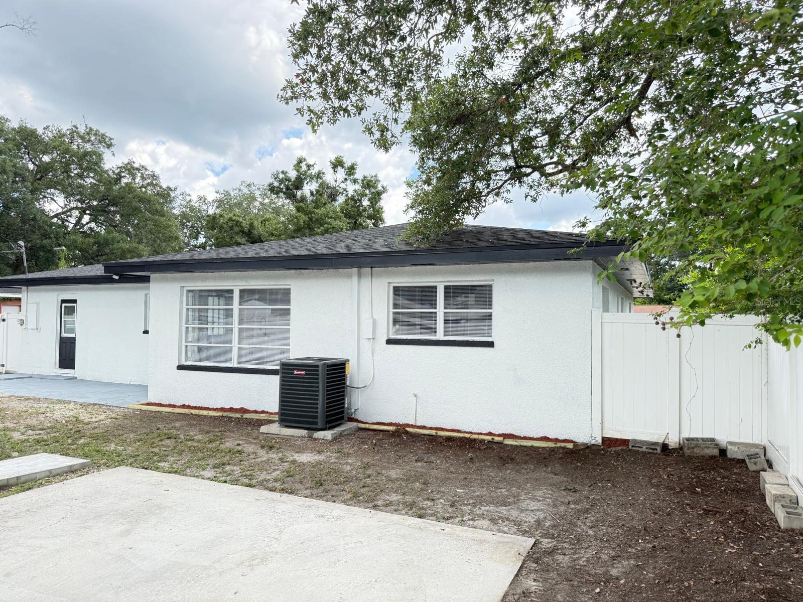 OAK GROVE ADD TO MARY DAL - Residential