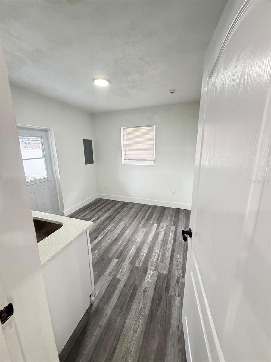 OAK GROVE ADD TO MARY DAL - Residential