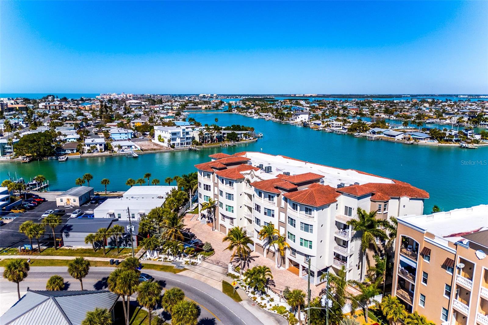 LA BELLA VITA CONDO - Residential
