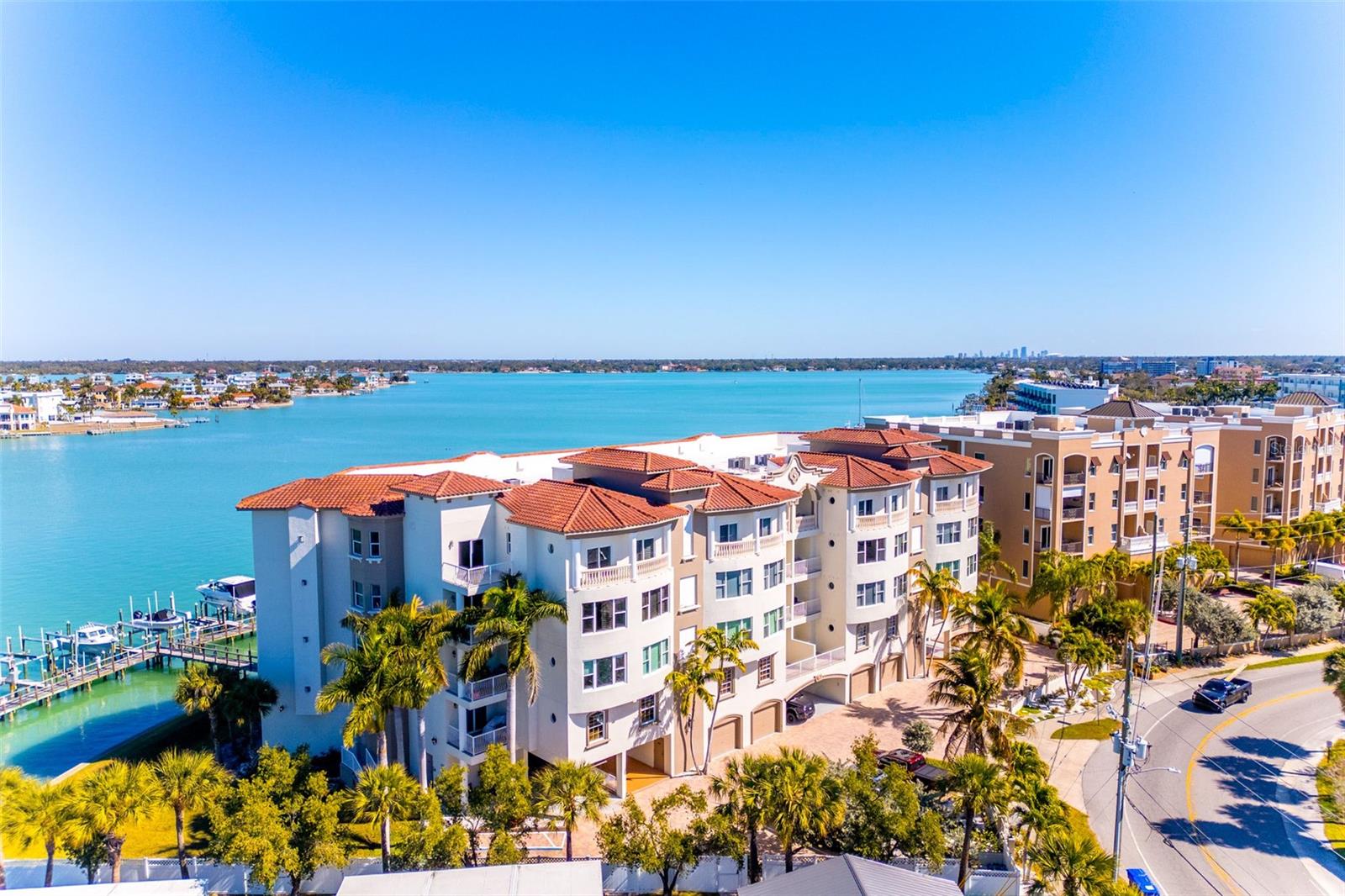 LA BELLA VITA CONDO - Residential