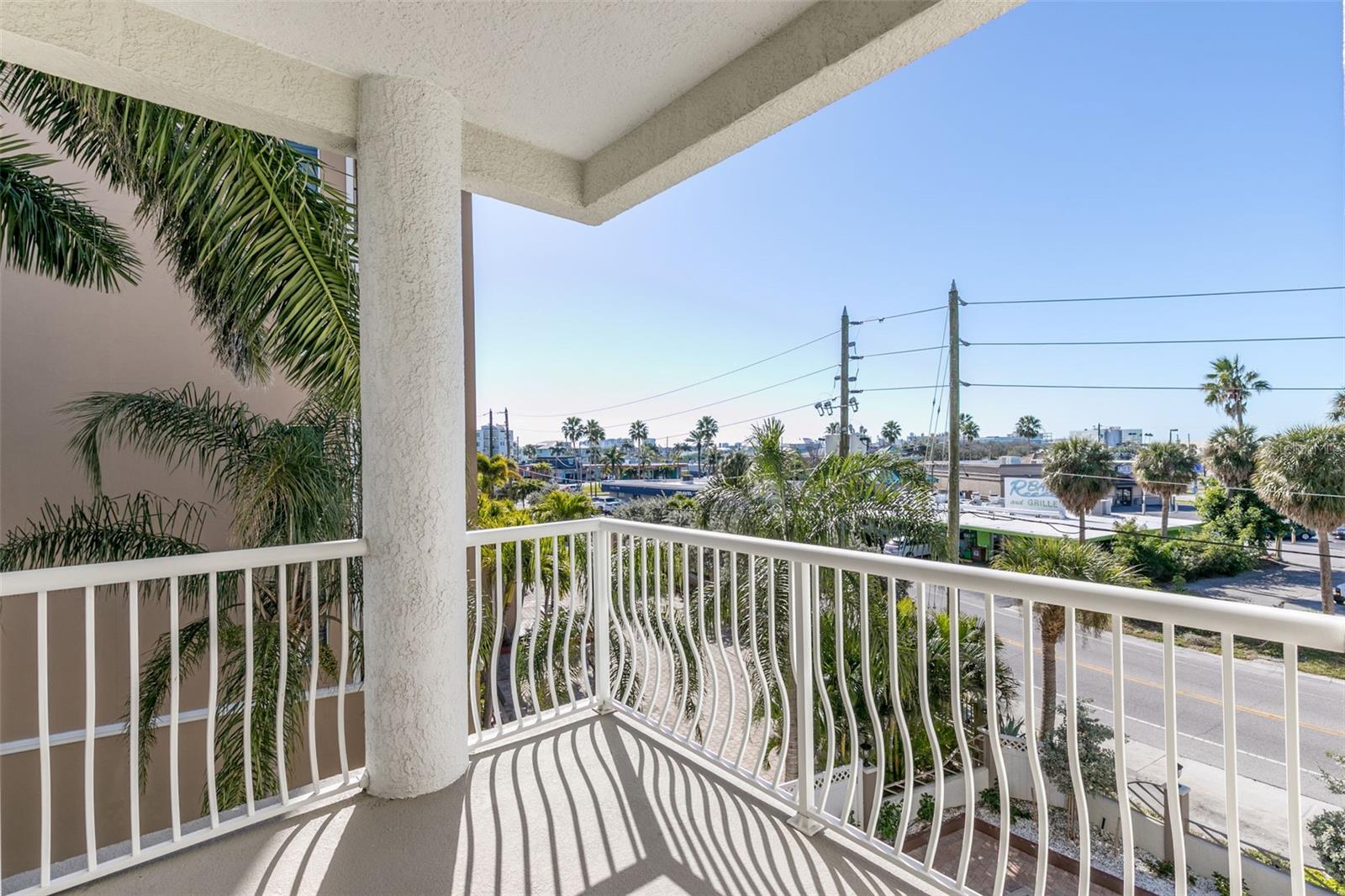 LA BELLA VITA CONDO - Residential