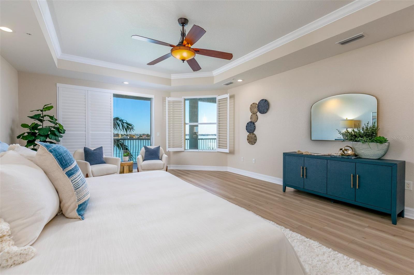 LA BELLA VITA CONDO - Residential