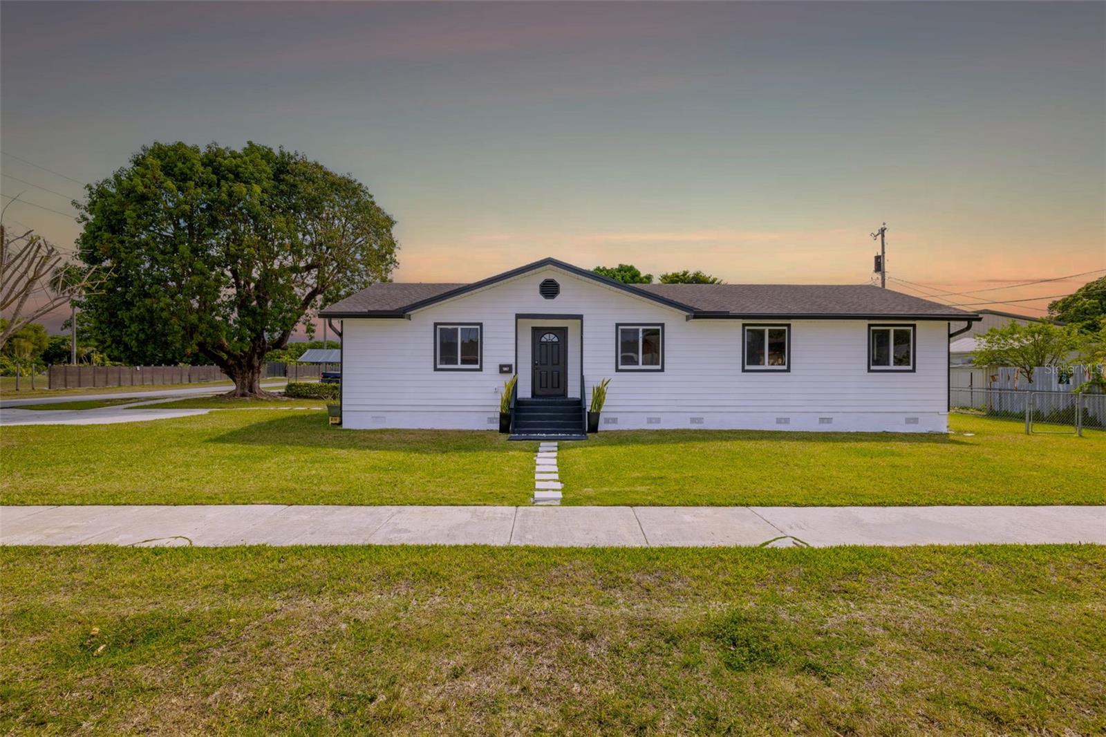 CLARK R J HOMESITES - Residential