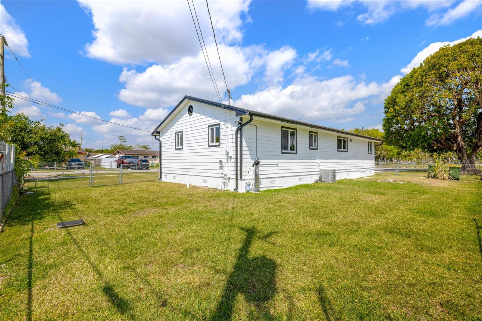 CLARK R J HOMESITES - Residential