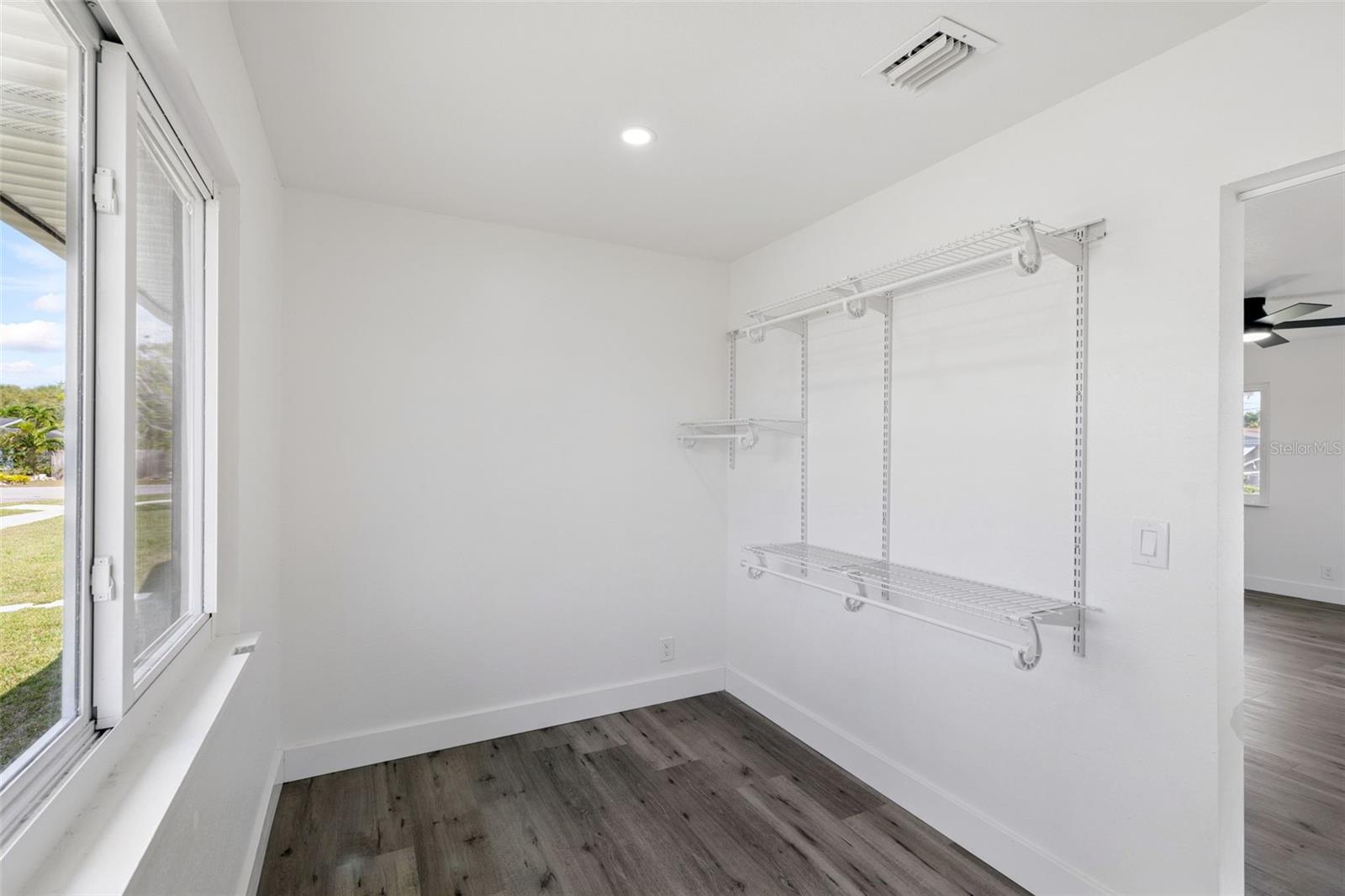 CLARK R J HOMESITES - Residential