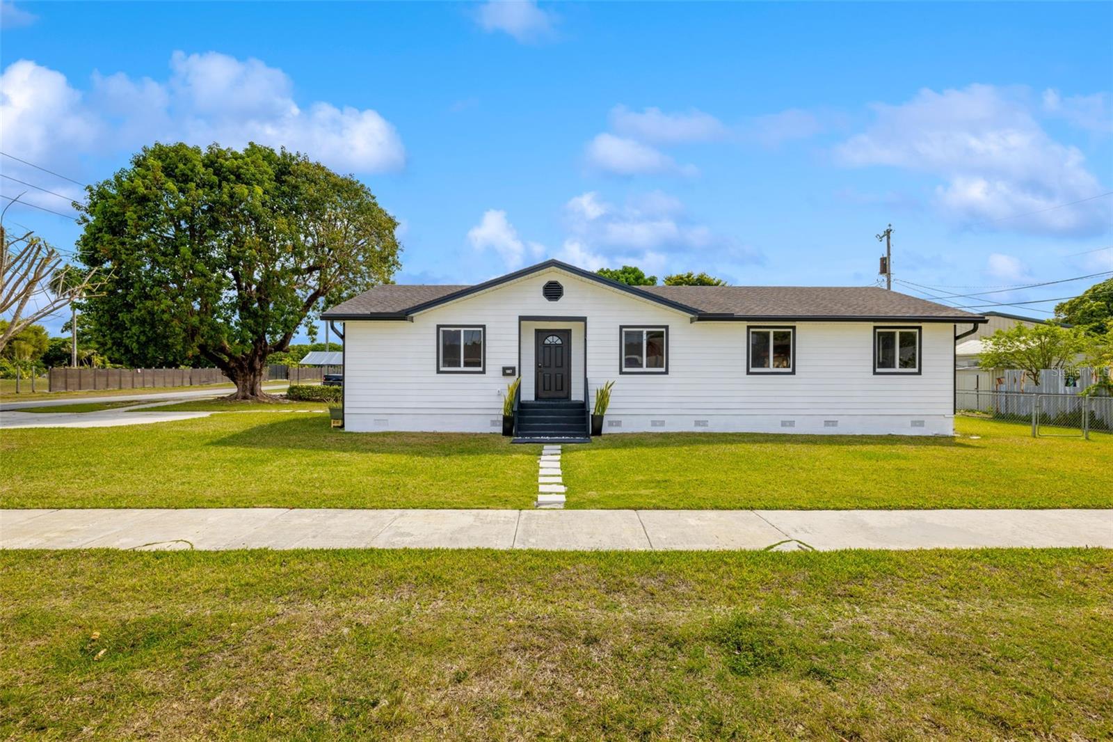 CLARK R J HOMESITES - Residential