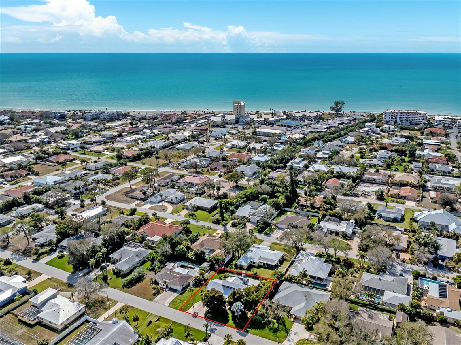 GOLDEN BEACH - Residential