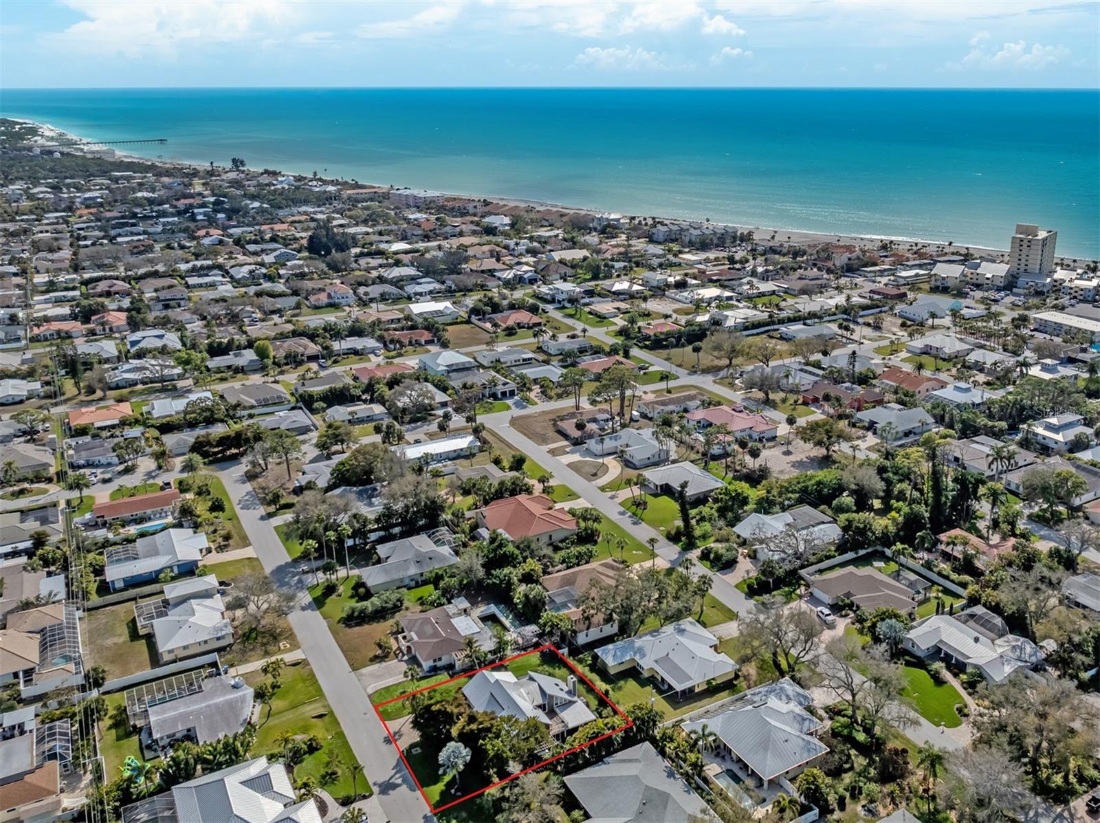 GOLDEN BEACH - Residential