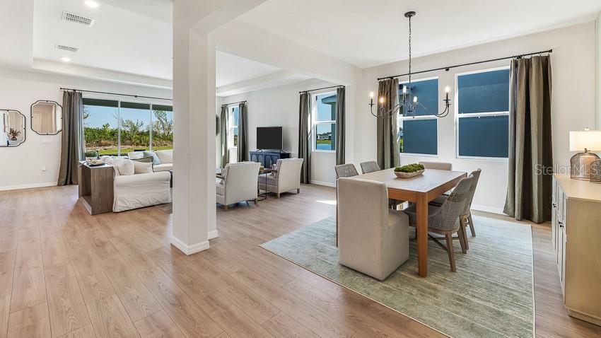 OAKFIELD TRAILS - Residential