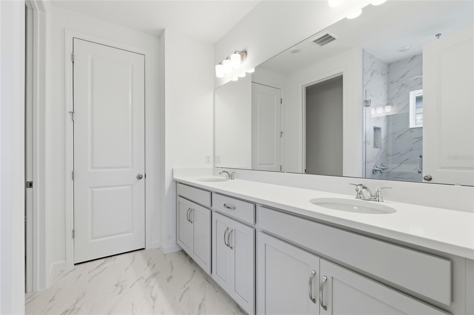 SERENADE AT OVATION - Residential