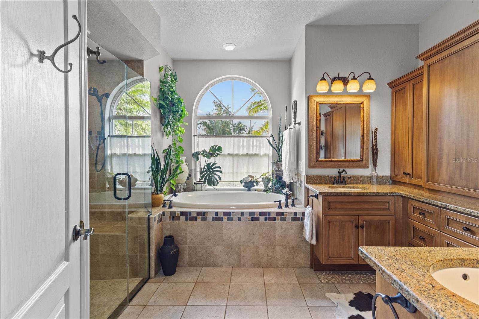 RIVER WOODS PH I - Residential