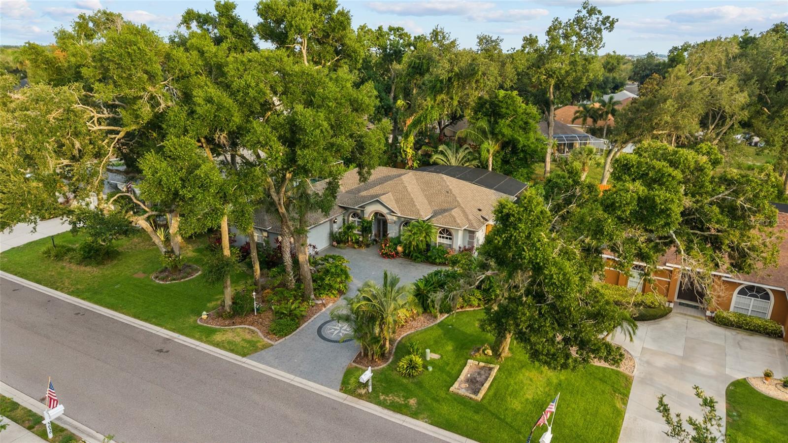 RIVER WOODS PH I - Residential