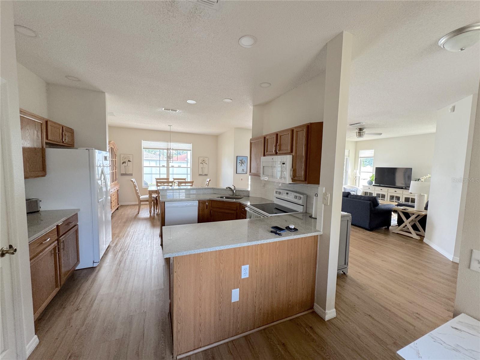 GLENN LAKES PH 4 - Residential