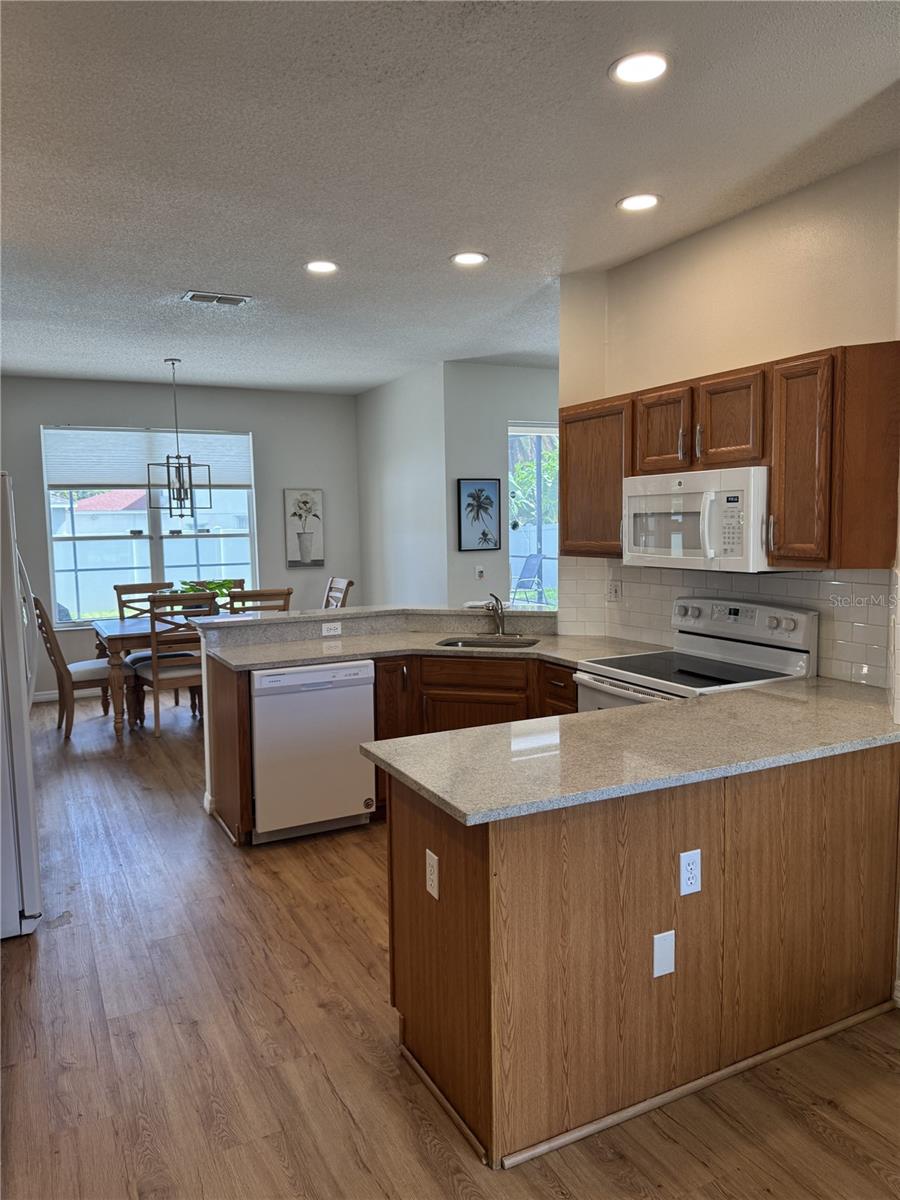 GLENN LAKES PH 4 - Residential