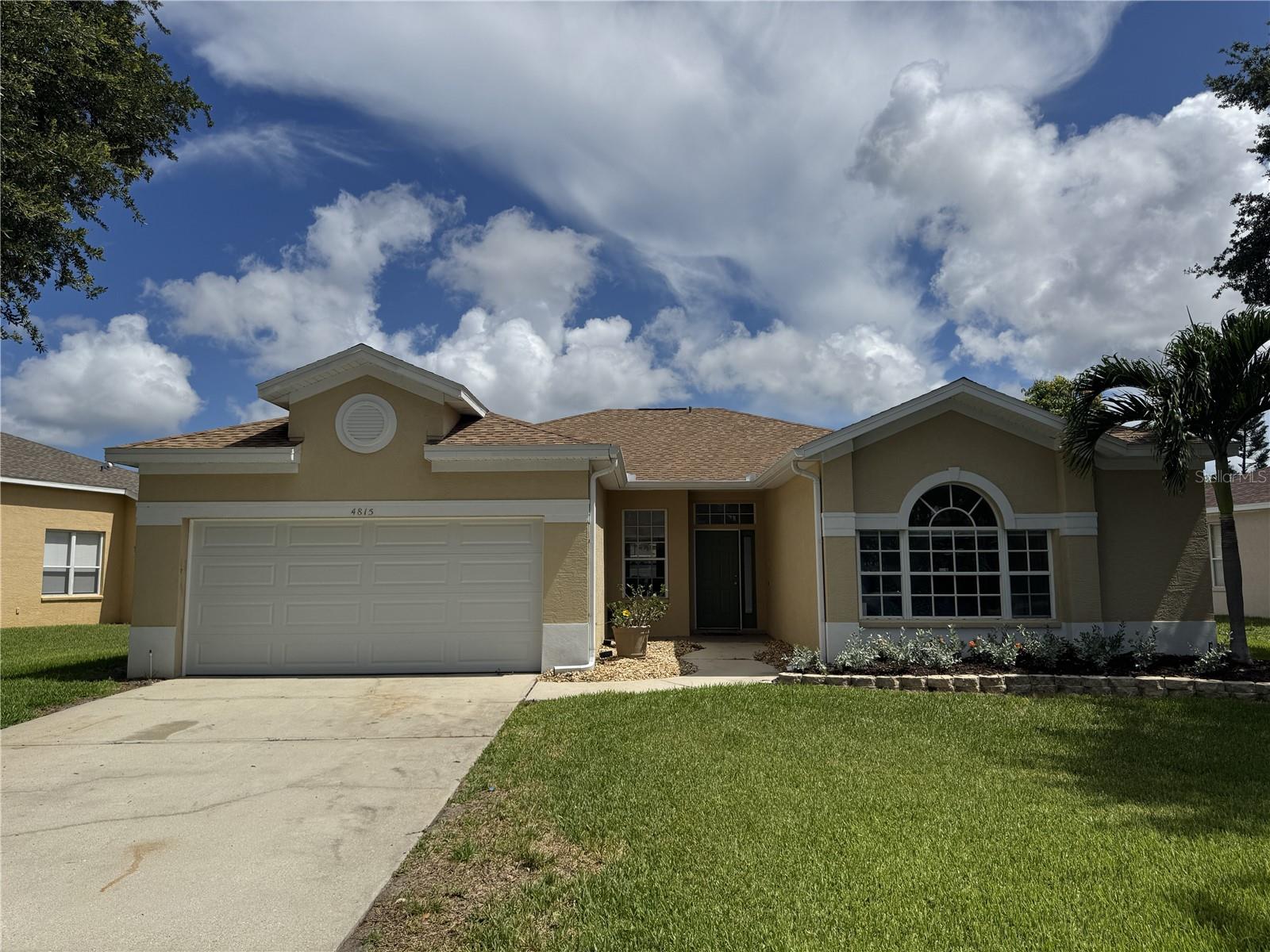 GLENN LAKES PH 4 - Residential