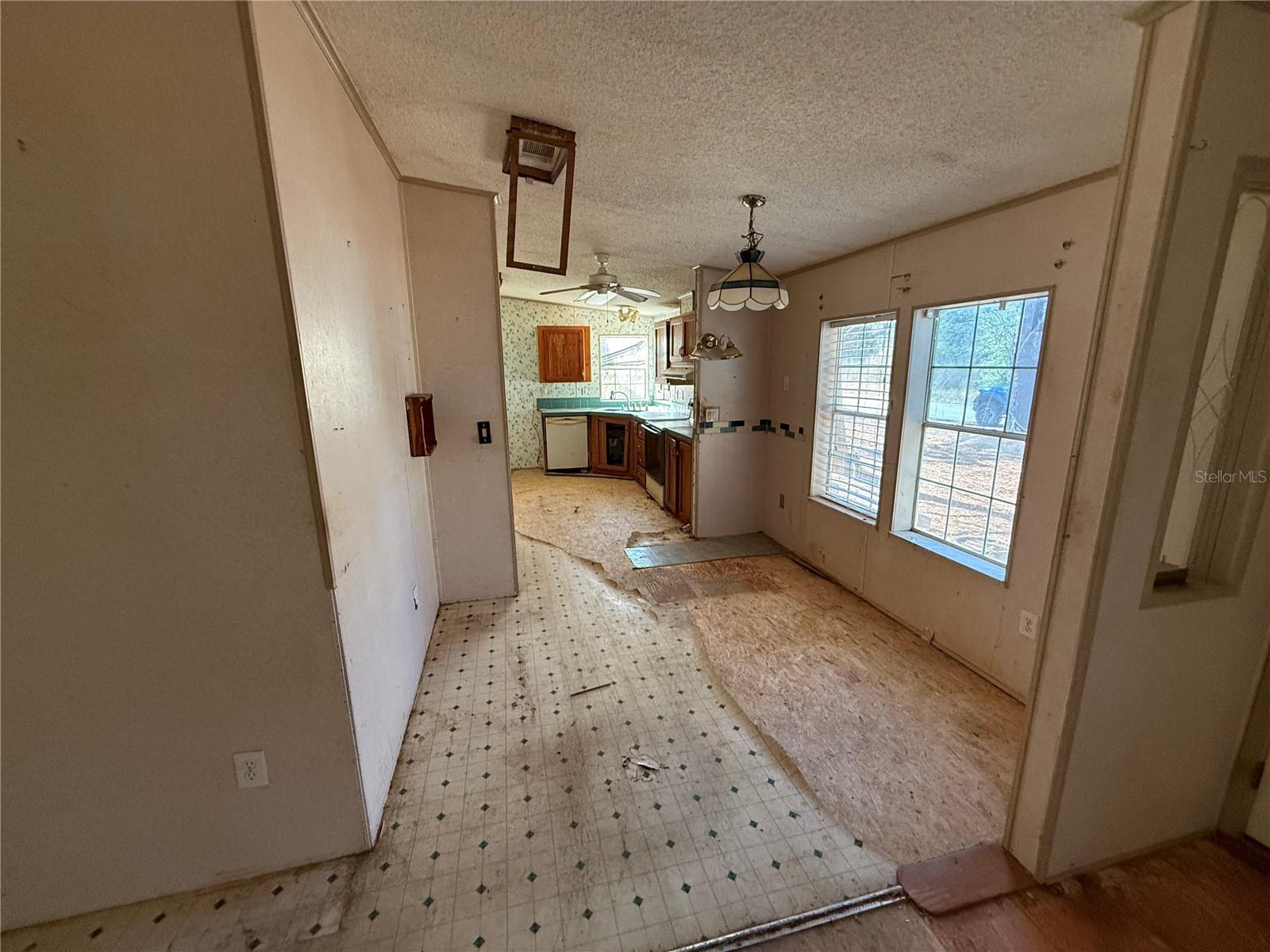 BELLEVIEW HEIGHTS ESTATE - Residential
