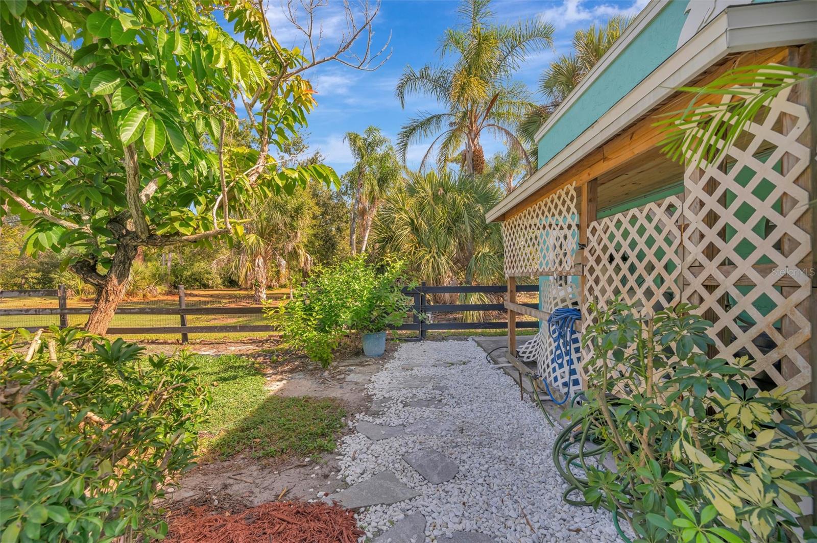 PINE RANCH - Residential