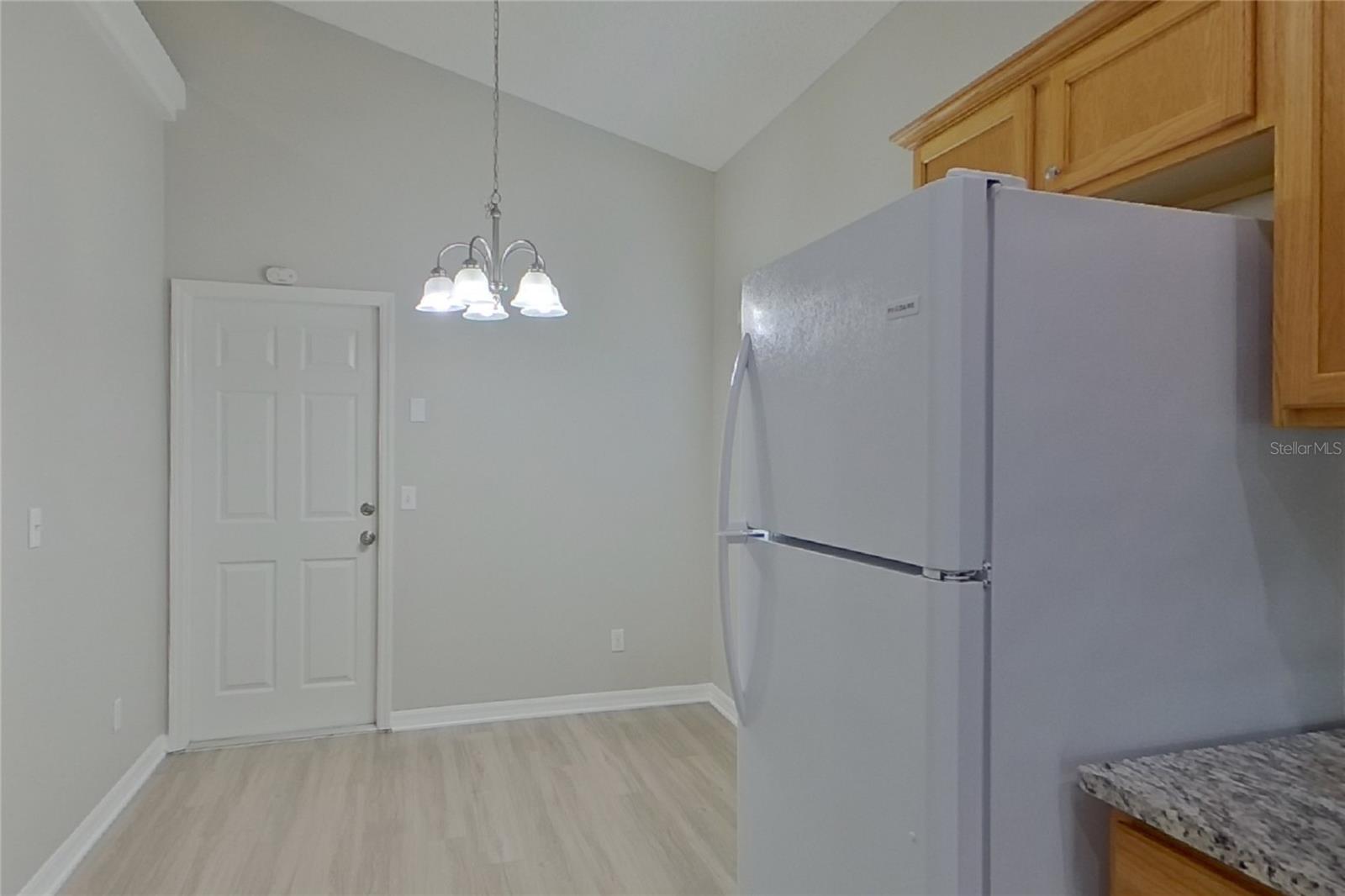 UNIVERSITY OAKS 50 70 - Residential Lease