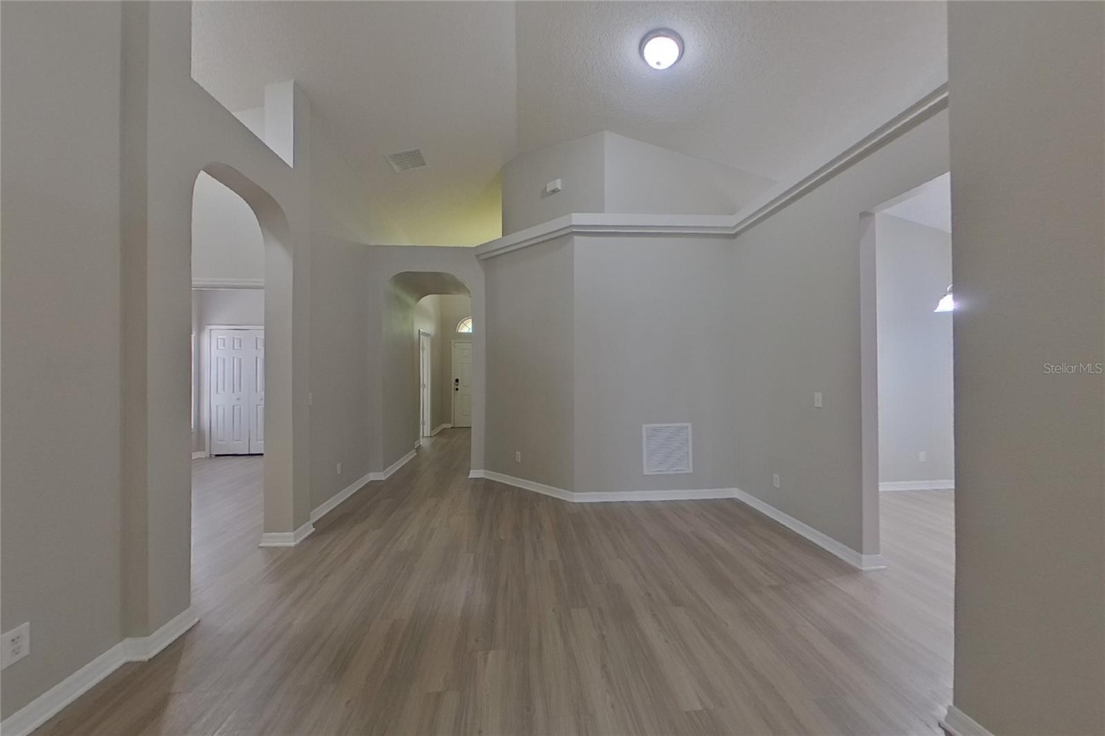 UNIVERSITY OAKS 50 70 - Residential Lease