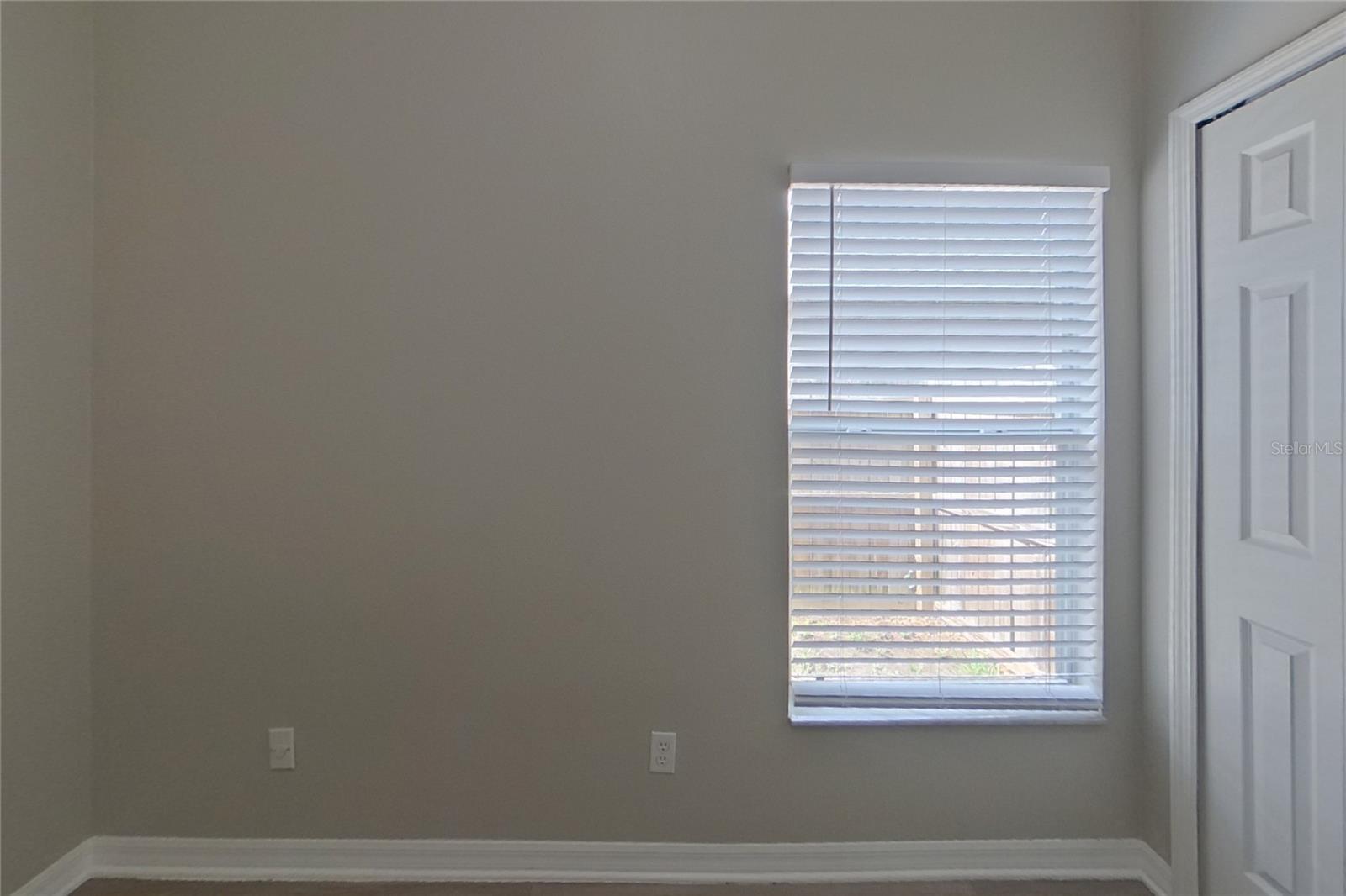 UNIVERSITY OAKS 50 70 - Residential Lease