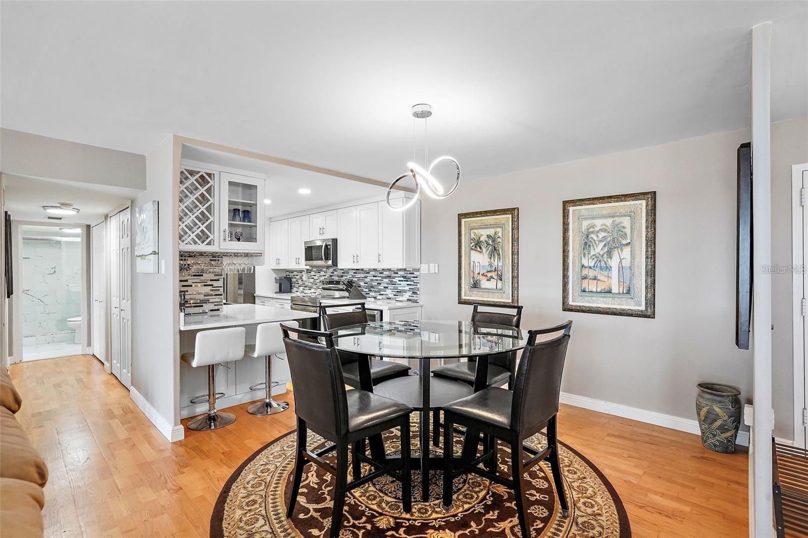 PARADISE ISLAND TOWERS CONDO - Residential