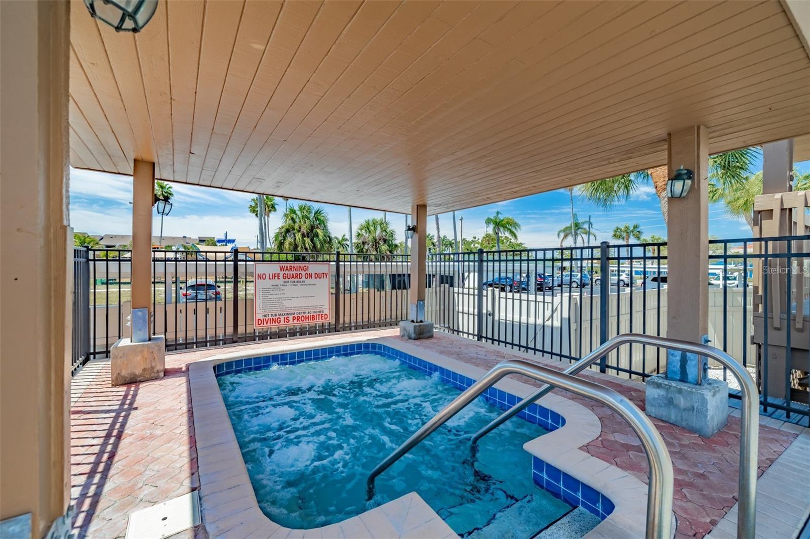 PARADISE ISLAND TOWERS CONDO - Residential