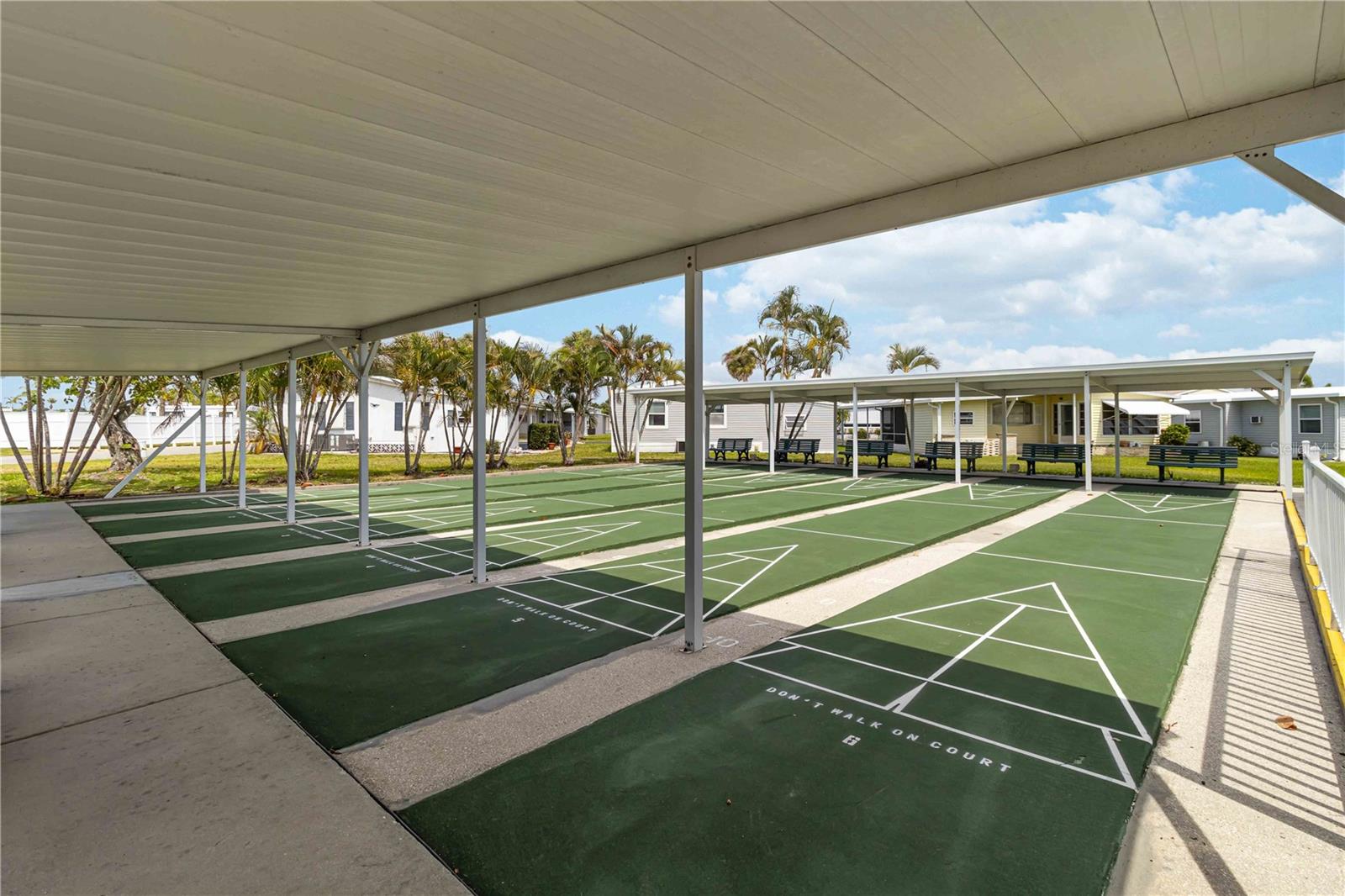 EAGLE POINT MHP - Residential
