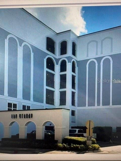 GRANDE DOWNTOWN ORLANDO - Residential Lease