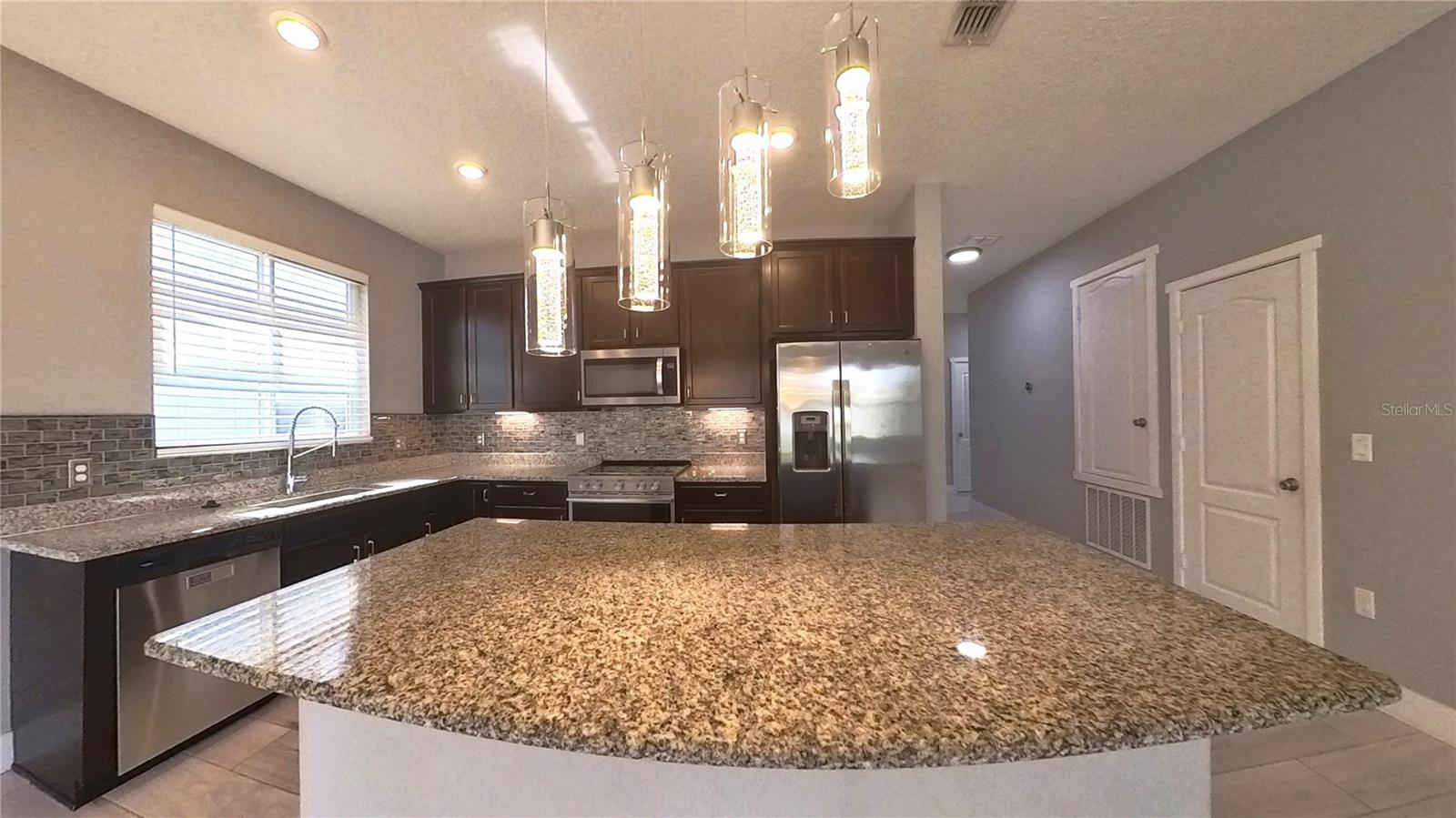 CREEKSTONE PH 2 - Residential Lease